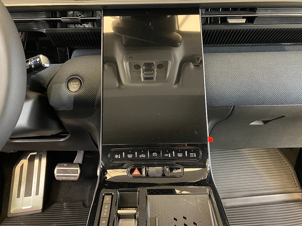 8ae93956-aa16-7147-d6fa-000095a6888frulelegacy-largestformat