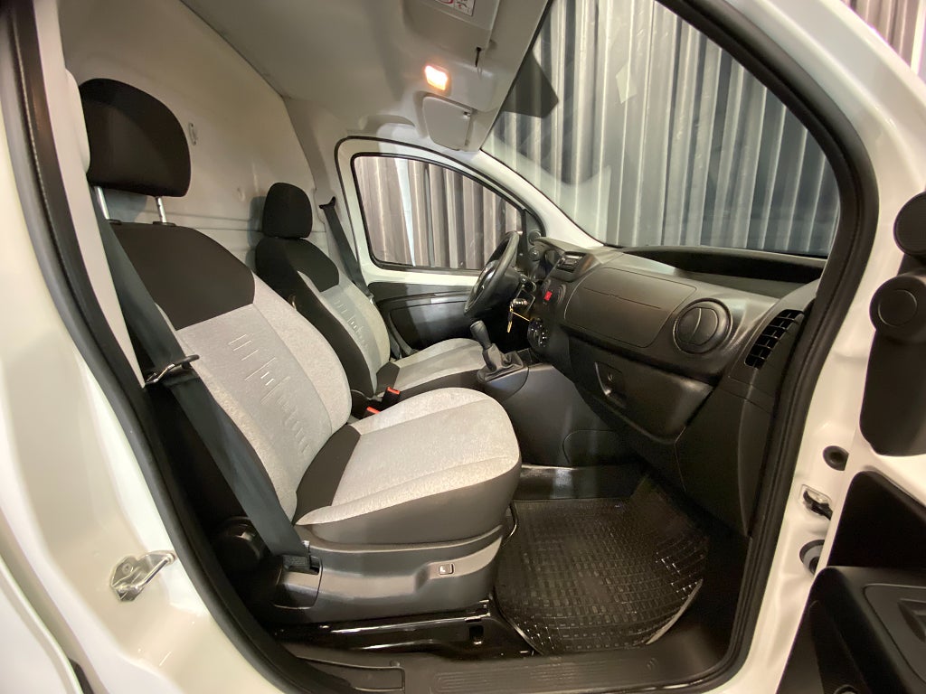 Car Image car-129924-01d458da425c96008439cba3aa18ca16