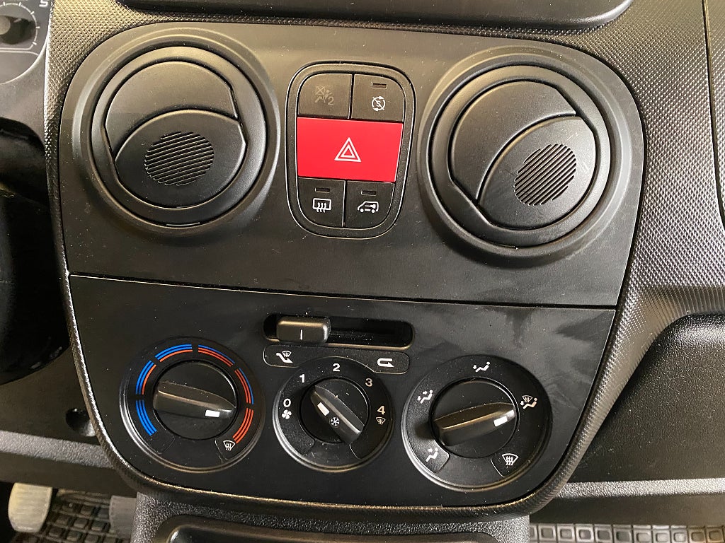 Car Image car-129924-52af4c40f76ace404ab1e447ab76c663