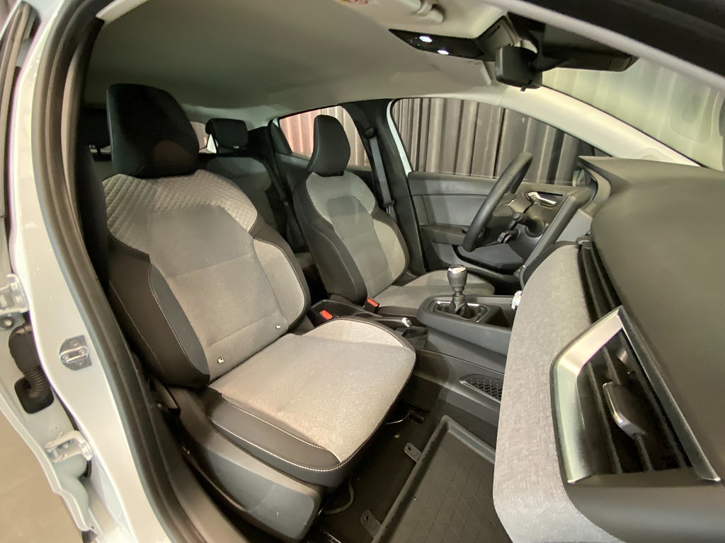 Car Image car-130536-28667b52c97a29fde8738c55aa0c94ca