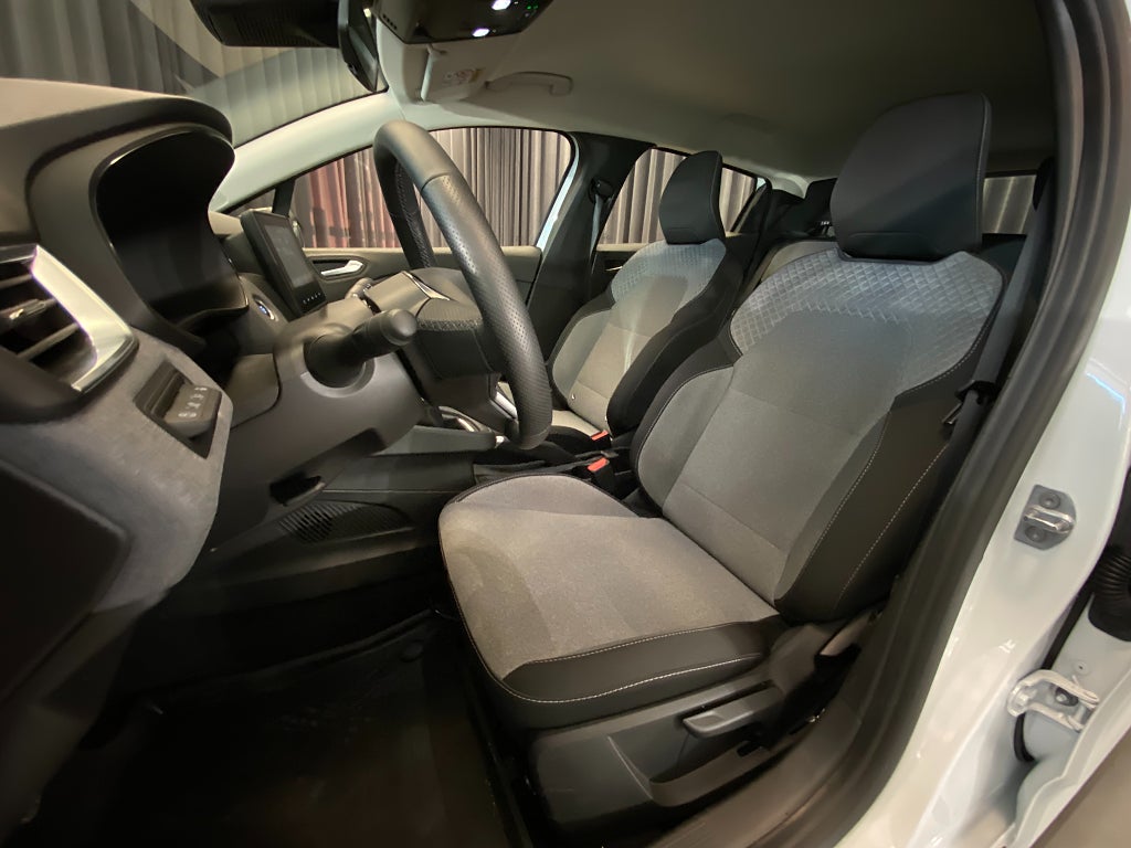 Car Image car-130536-300abf7d14d0222fa288bcad20c4b155
