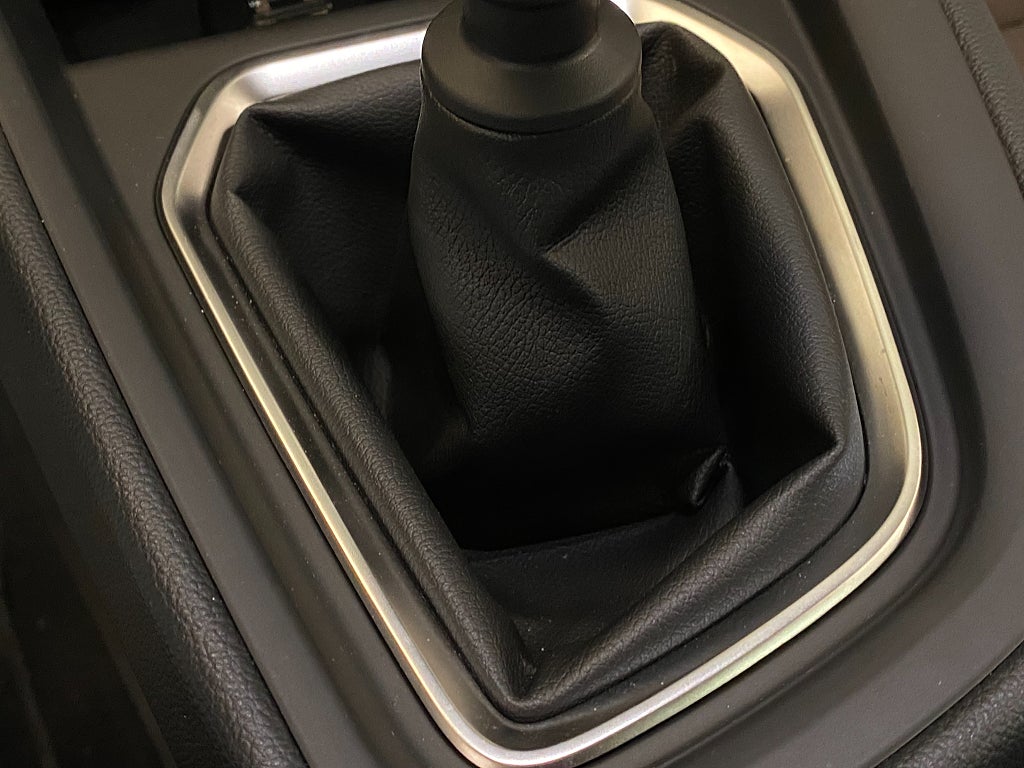 Car Image car-130536-f4288821c91252f3381558d905da909f