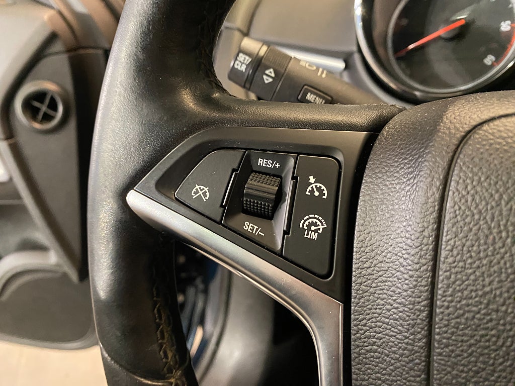 Car Image car-130727-817c4dfcccd22a3f618978244ea6d61c