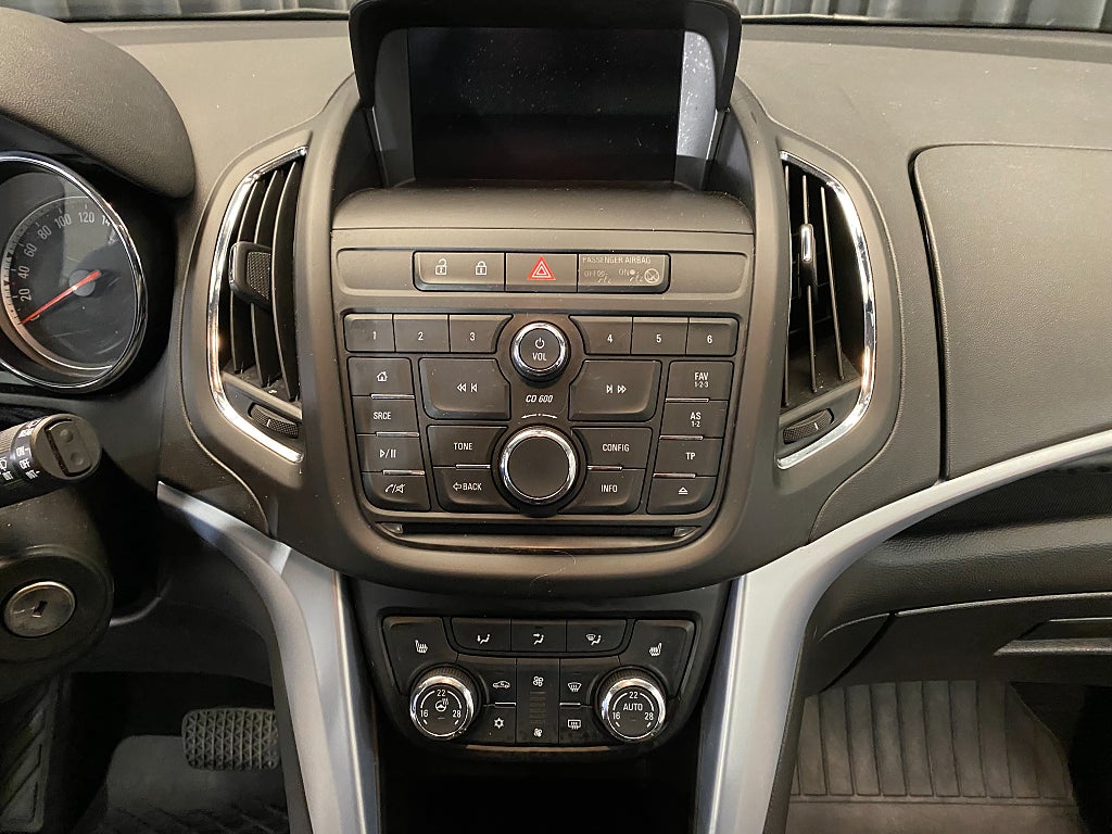 Car Image car-130727-ae382ee73f939a53856ca5a450533fbb