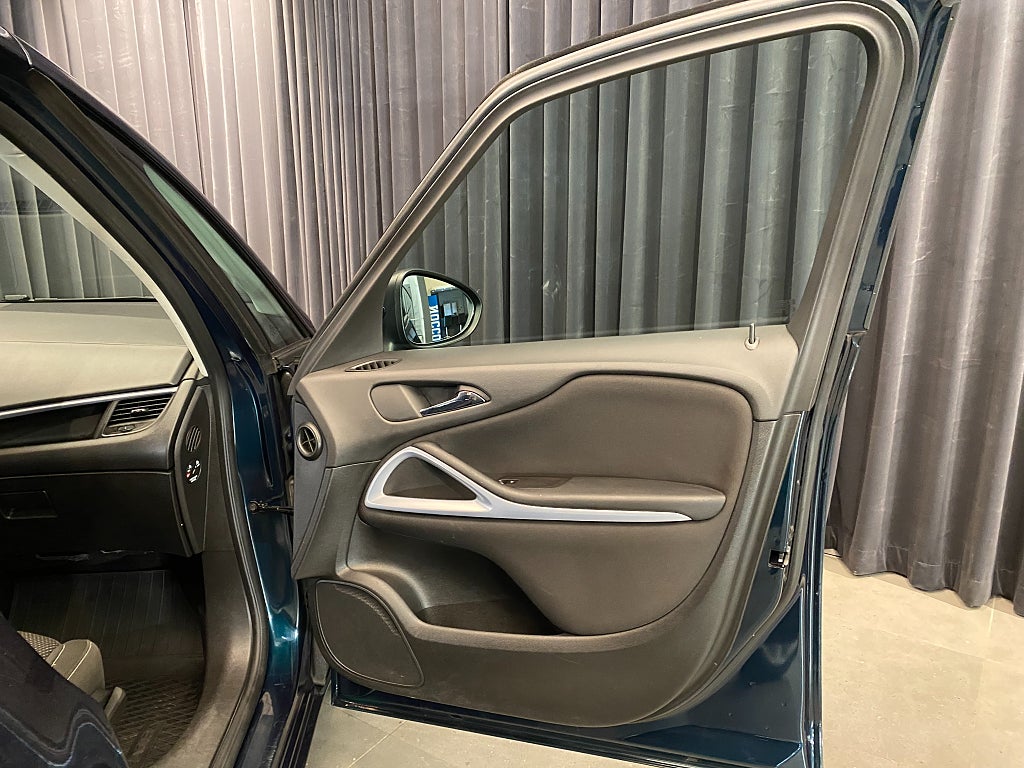 Car Image car-130727-cf79f2e2f753958096c06567107a6501
