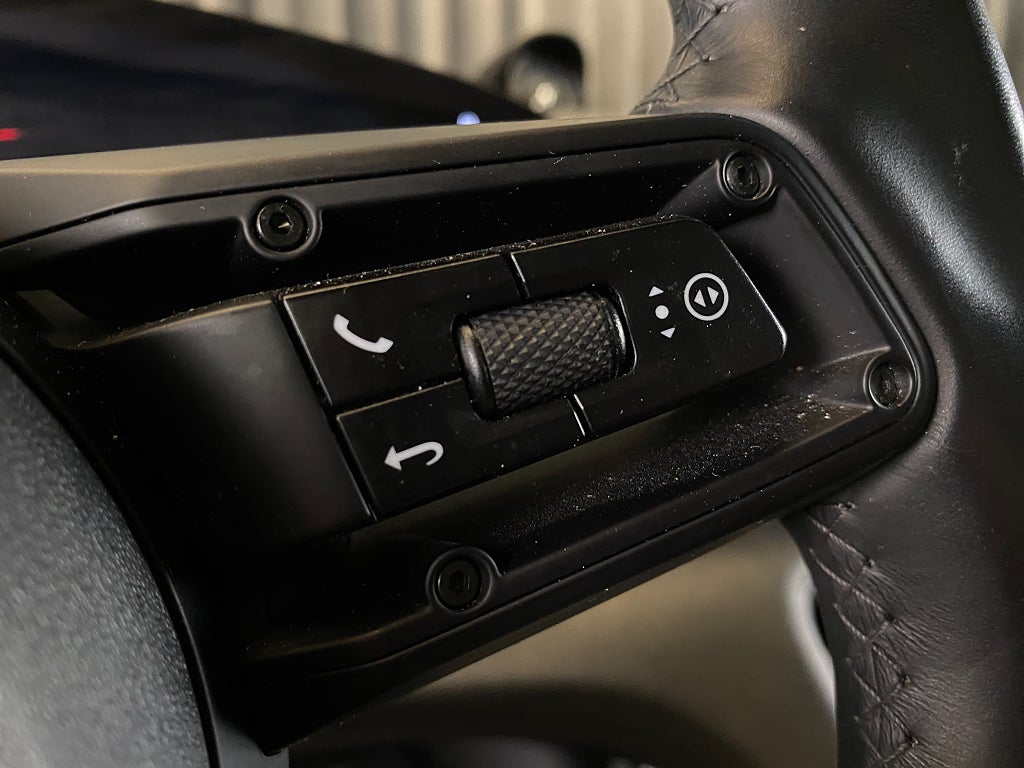 Car Image car-130854-01cc818a2bc6357459799b5afd2205ba