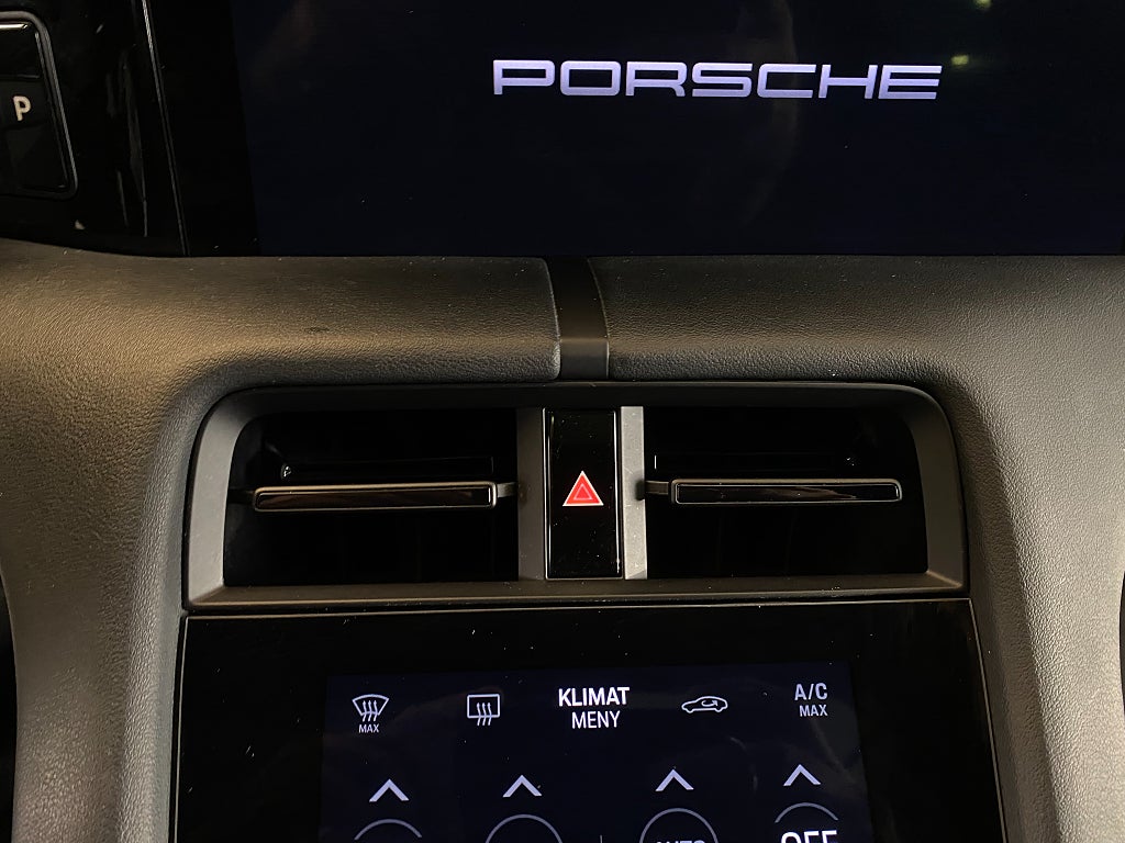 Car Image car-130854-3f2442a37e07f411b420f87776d0a5ff