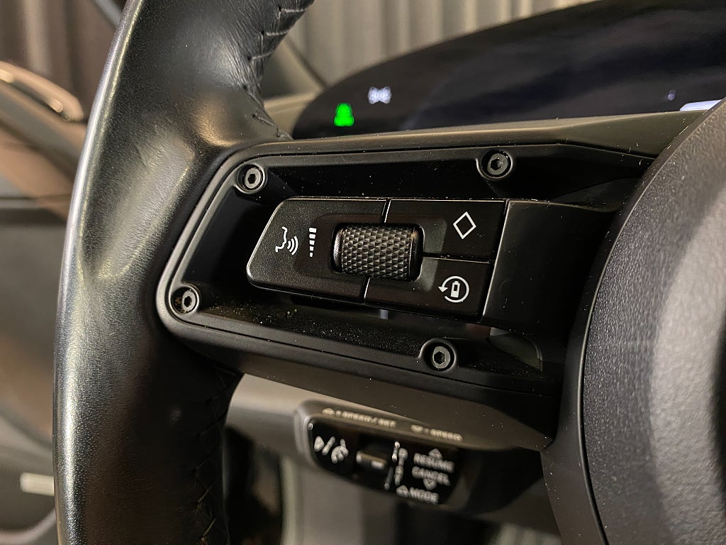Car Image car-130854-920f04f16847064051b37467596fe2d5