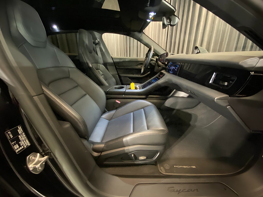 Car Image car-130854-af3f6d7596b5f691050a5e42ae8296ab