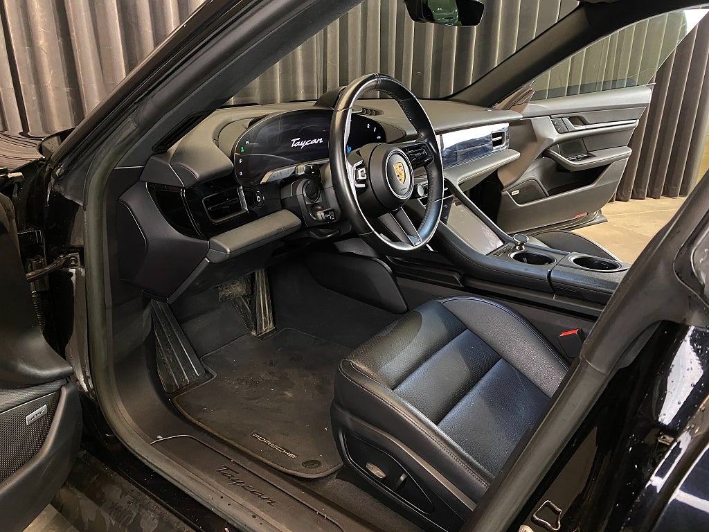 Car Image car-130854-cc77c94fc6bf690ba666d03b6df7c114