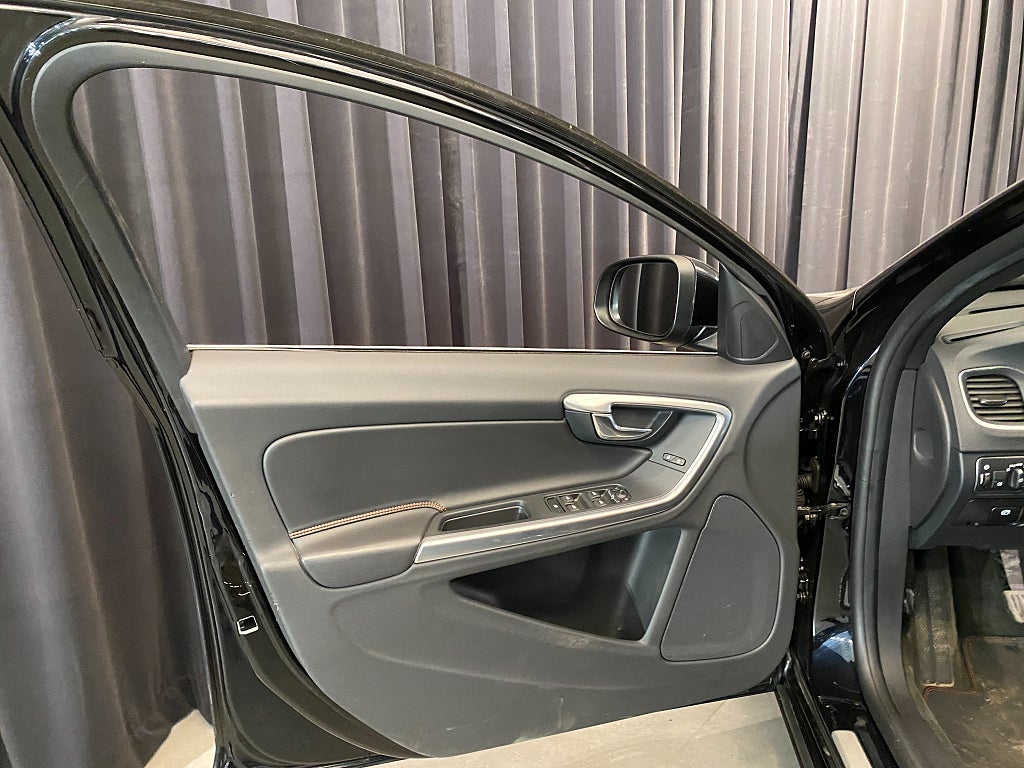 Car Image car-131351-095ebb6869321ce148de680fe0653693