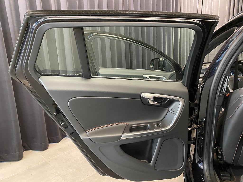 Car Image car-131351-7fdc79660da5bf9e1b71bca56faa5d6e