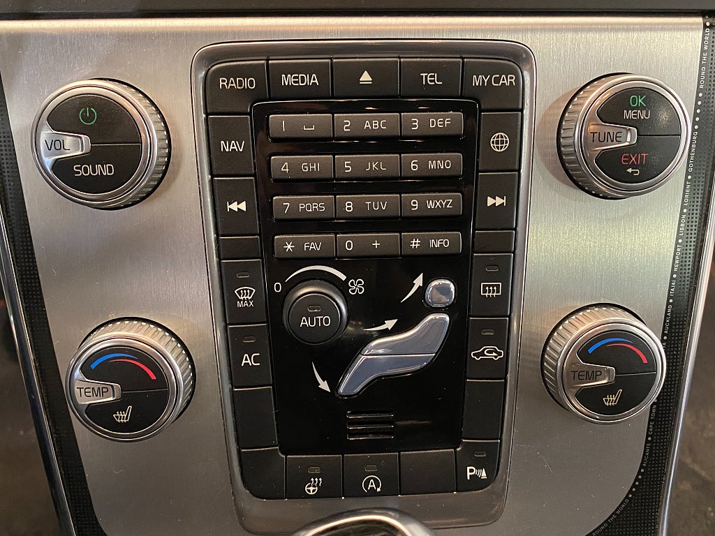 Car Image car-131351-d3b92da81783c481c94f150a99a56a90