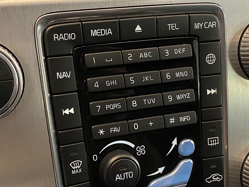 Car Image car-131351-d4f2162a778da73d2c71c7490b56a5ad