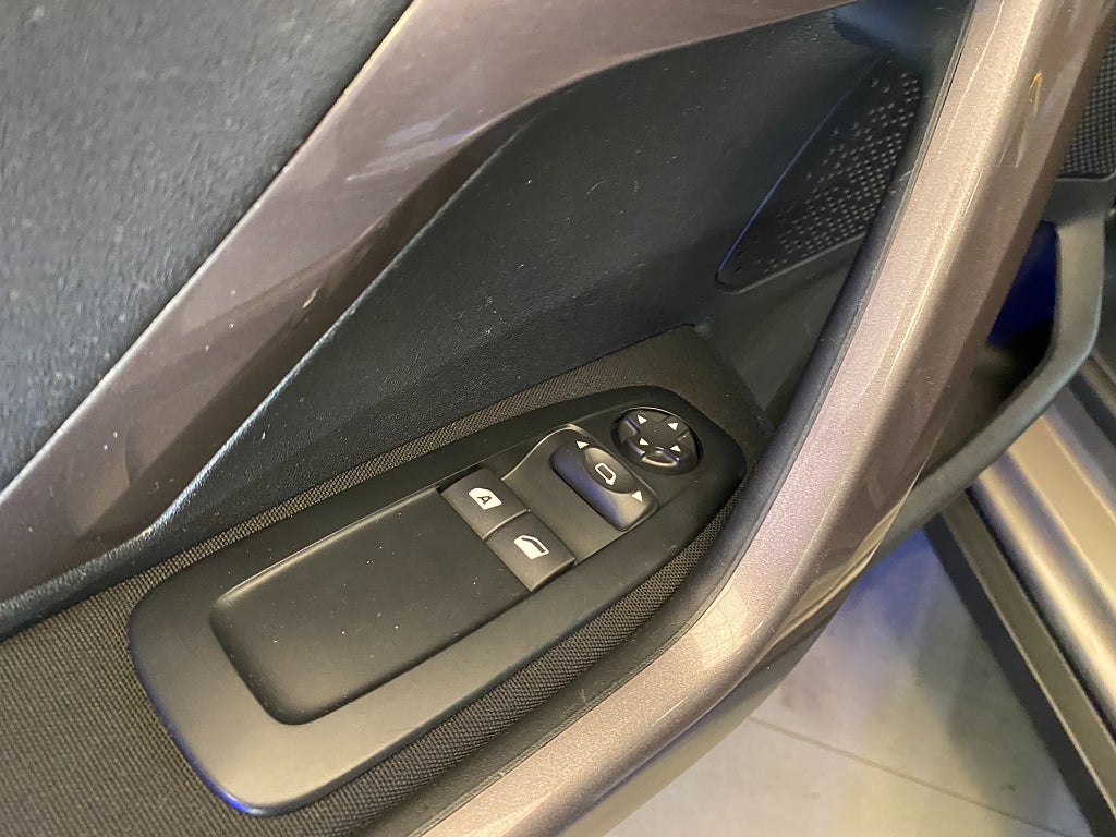 Car Image car-132884-37334ce2b5a1b86cd263533f5ced45f3