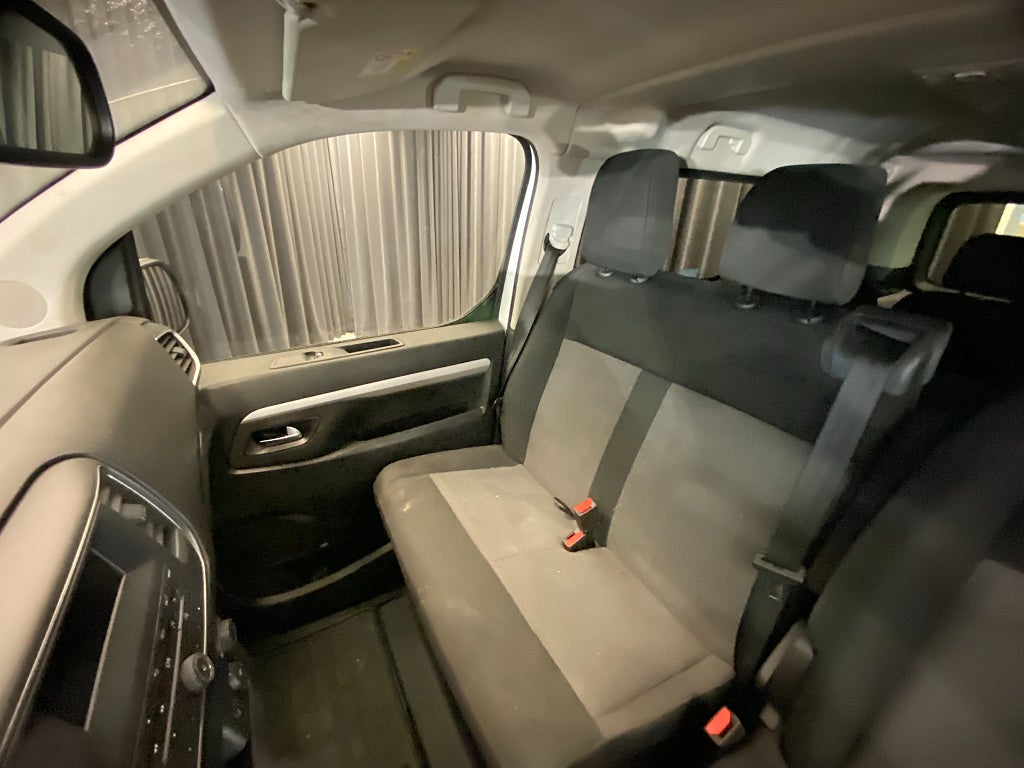 Car Image car-133726-a561fc6f4feeebf1af1d185ab797378d