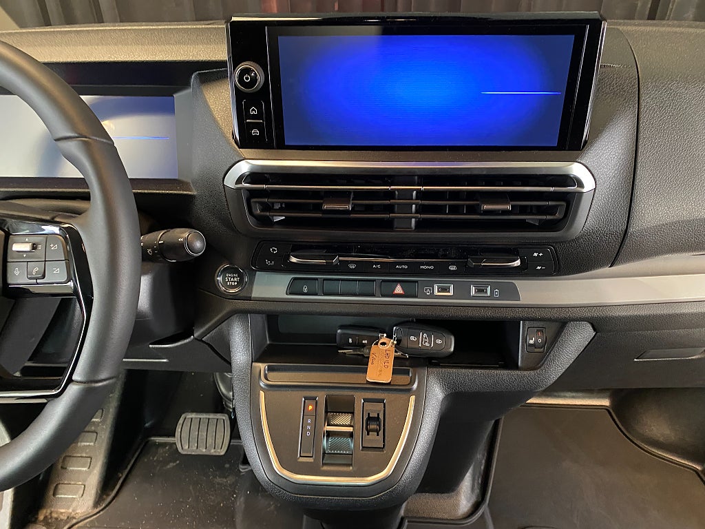 Car Image car-135924-9944d185bb89c57ffc3587d5fbaa16d5