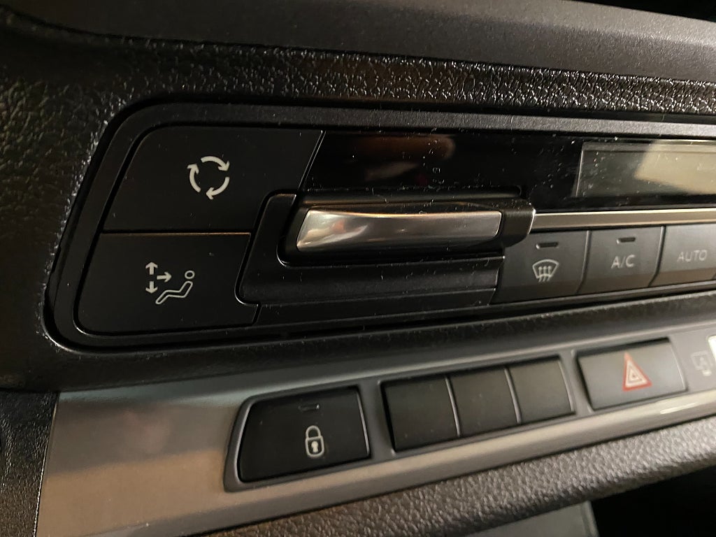 Car Image car-135924-c4a32ecb216876b9958626bc6006edde