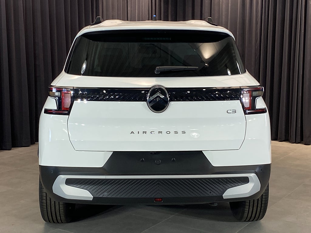 Car Image car-136144-073f3ddadf5e734f833edb32e26220ca