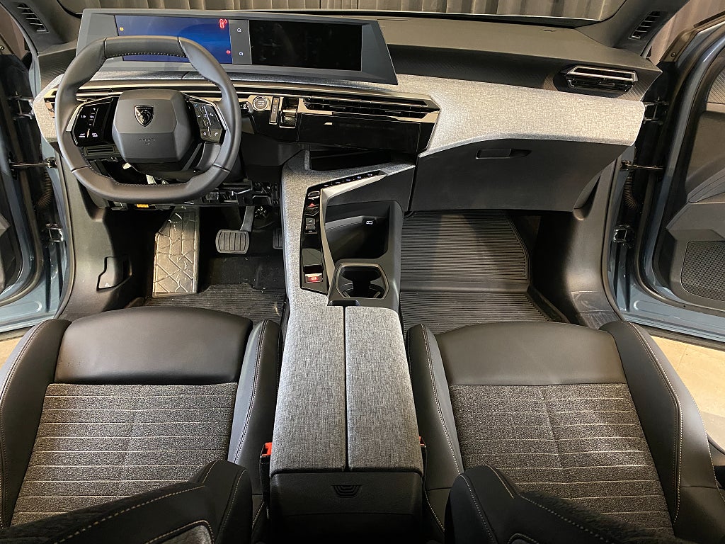 Car Image car-137132-4ab3ffdab81d9eaf80885f3ea1d744a3