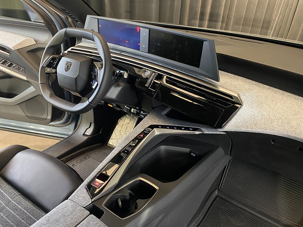 Car Image car-137132-70bfab9d299bd600e8c1f0895d7127f1