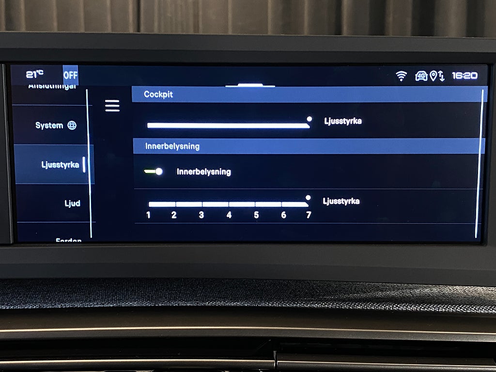 Car Image car-137132-d7bf560432099eaff1ac785d093ad737