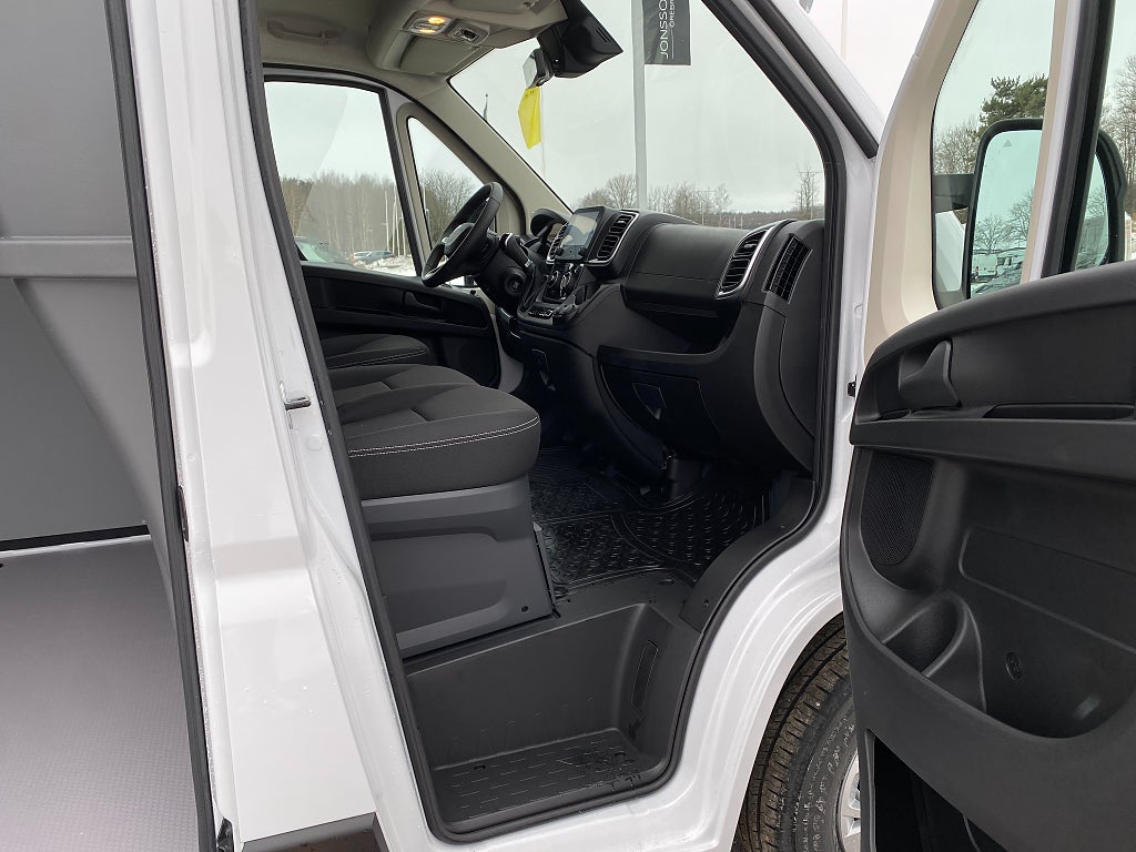 Car Image car-148918-51e2c22e7563c197cc9581a3184c8384