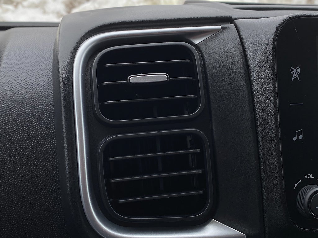 Car Image car-148918-69297f0d4ca7e1d3c9e86328e8ee6b6b