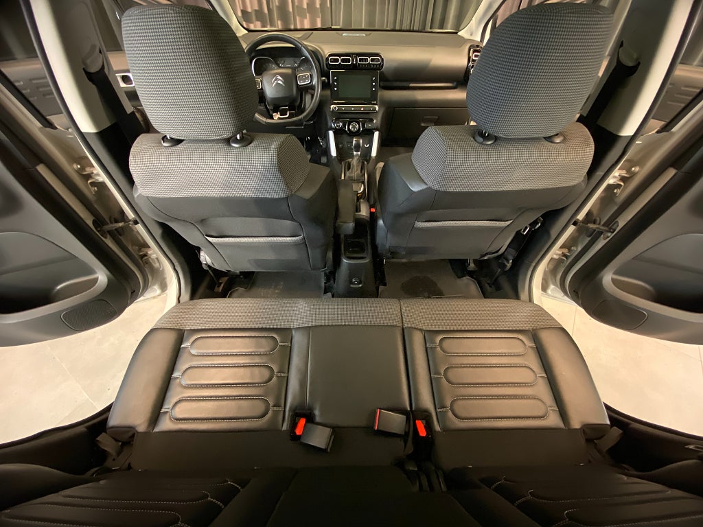 Car Image car-152712-b1f04107ca0fd5f8b7ac4d0bf0ceecc0