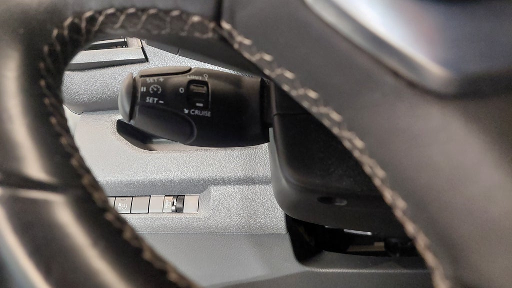 Car Image car-154336-6c26a61f0c99cd1603a167e17c39f2da