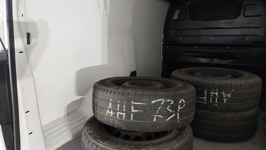 Car Image car-154336-cd98ed422d94148216003ff8dba95498