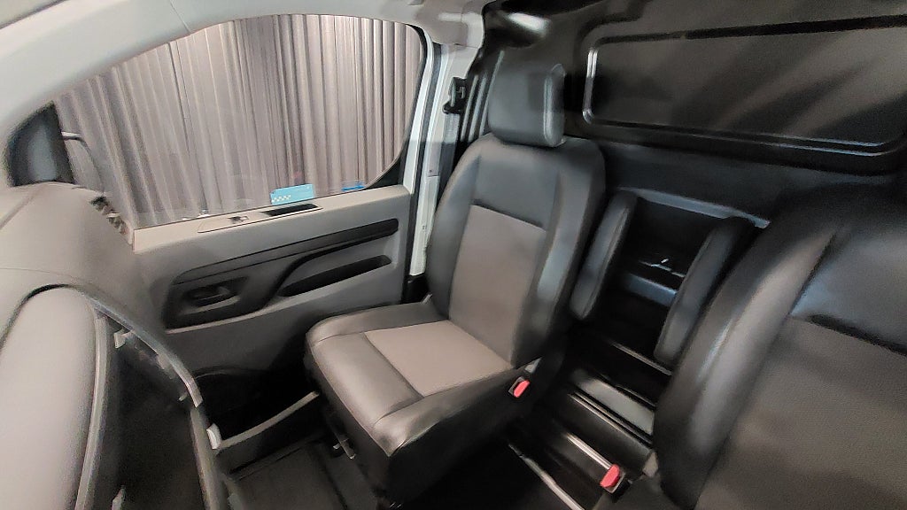 Car Image car-154336-f034b9b6793da5033c4c7a8efe007543