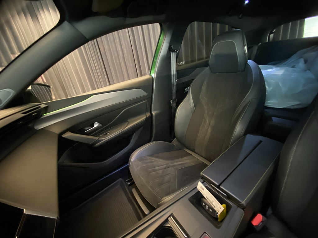 Car Image car-155565-9f5f8a69f24fb4de0d7ae46683ef8fbb