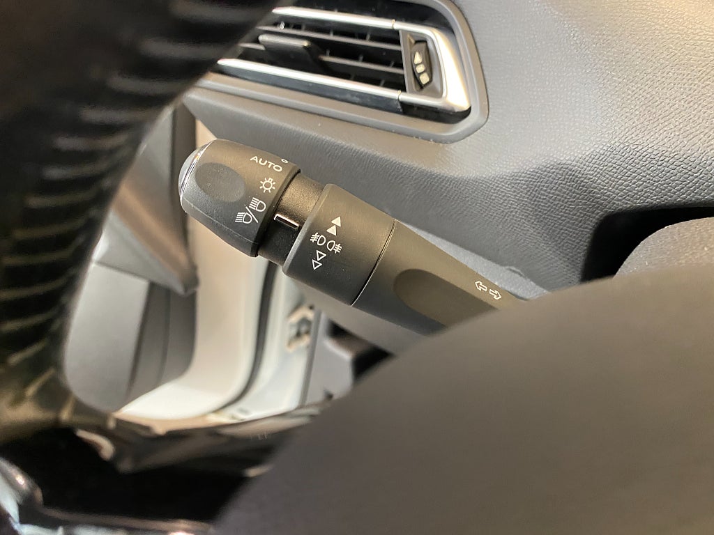 Car Image car-155569-0acd4df3c6d07a8a69705537d1dd2e40