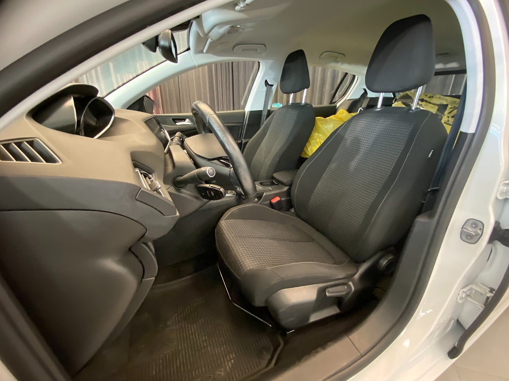 Car Image car-155569-5c246ccce02134313181c3053b59242f