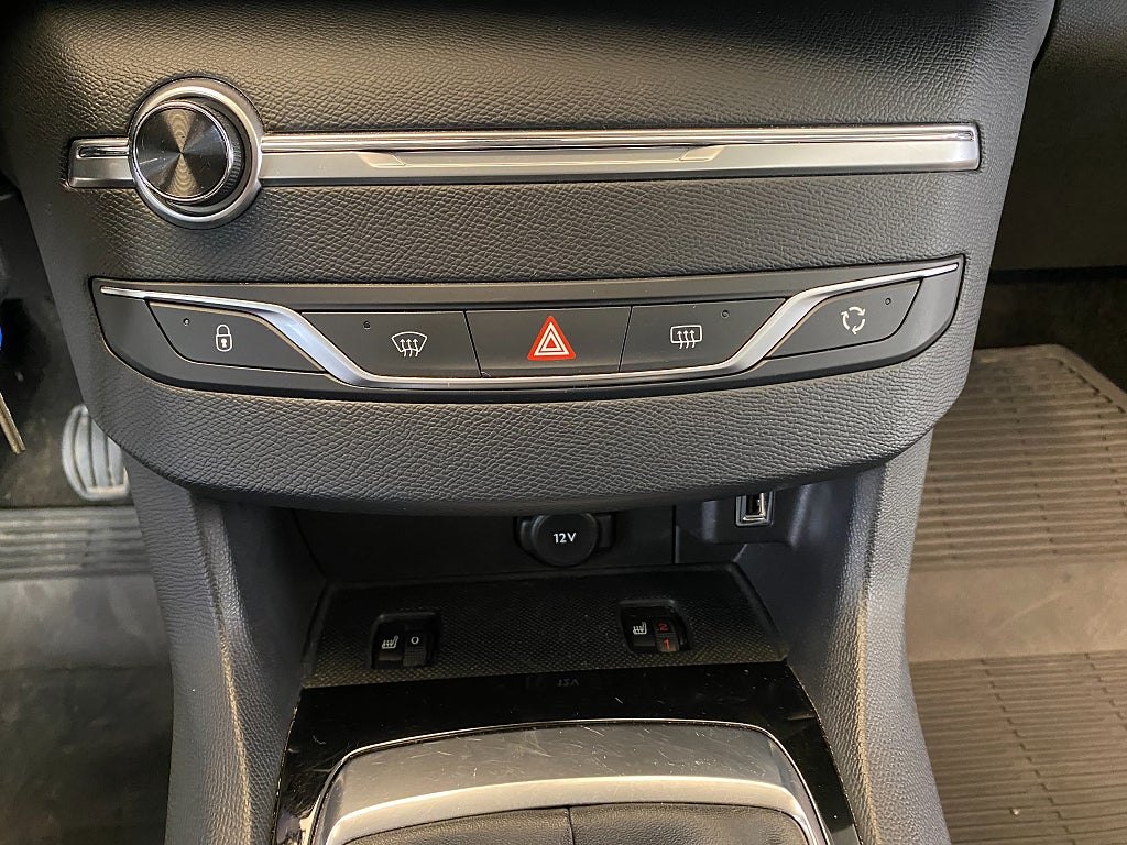 Car Image car-155569-a76d7f5bf758c69e4695512dbc88bf79