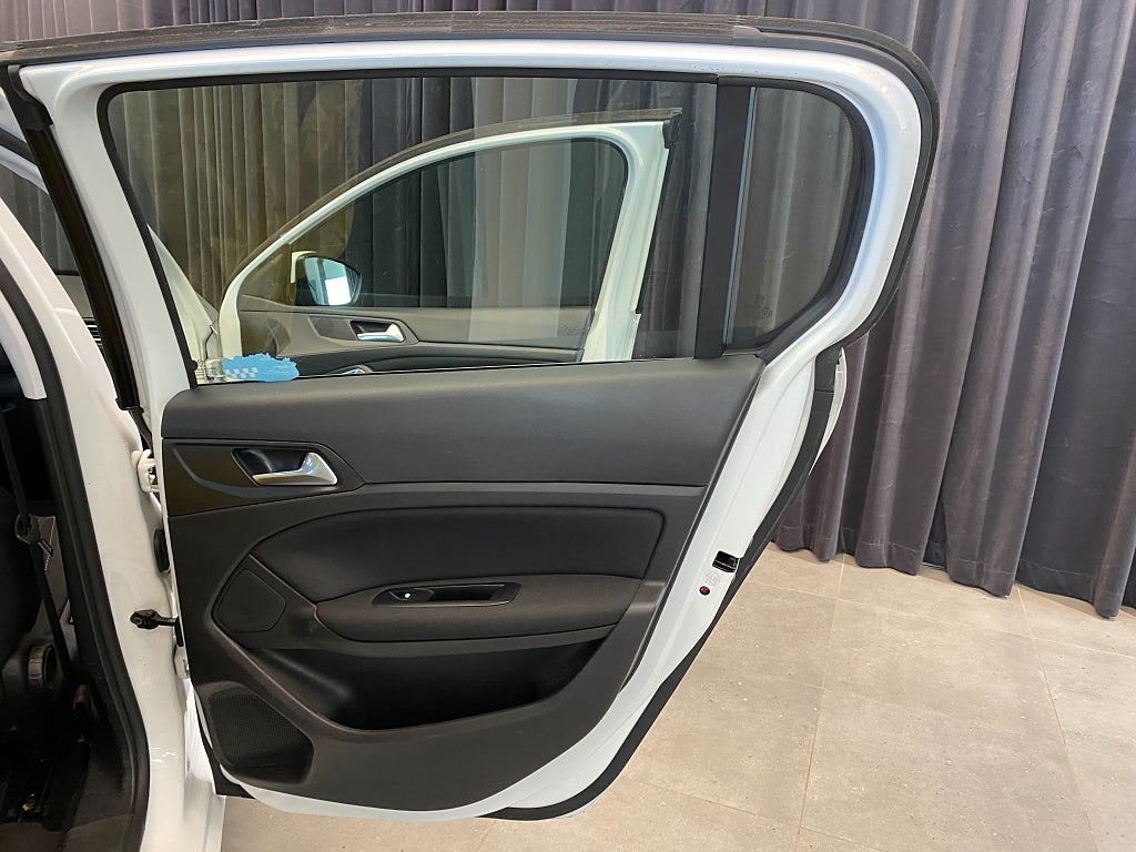 Car Image car-155569-b263c315a2b3c6edfa6e9d7bd4d32a5b