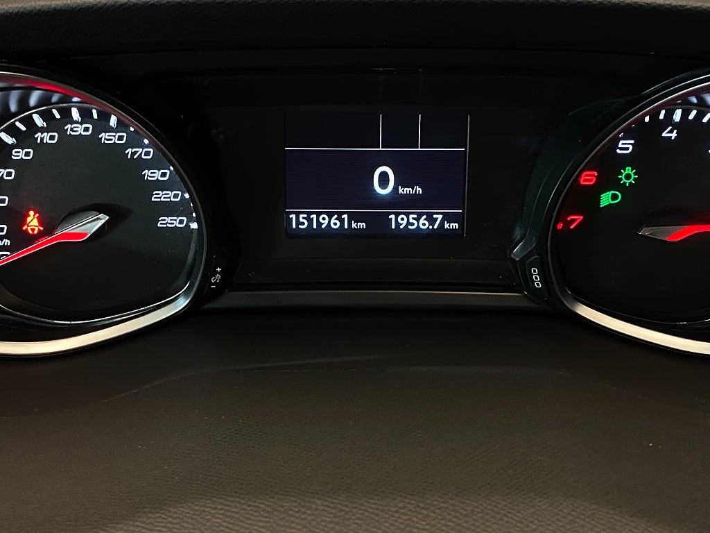 Car Image car-155569-b6e6bc048b7e23665167dc7d077f0404
