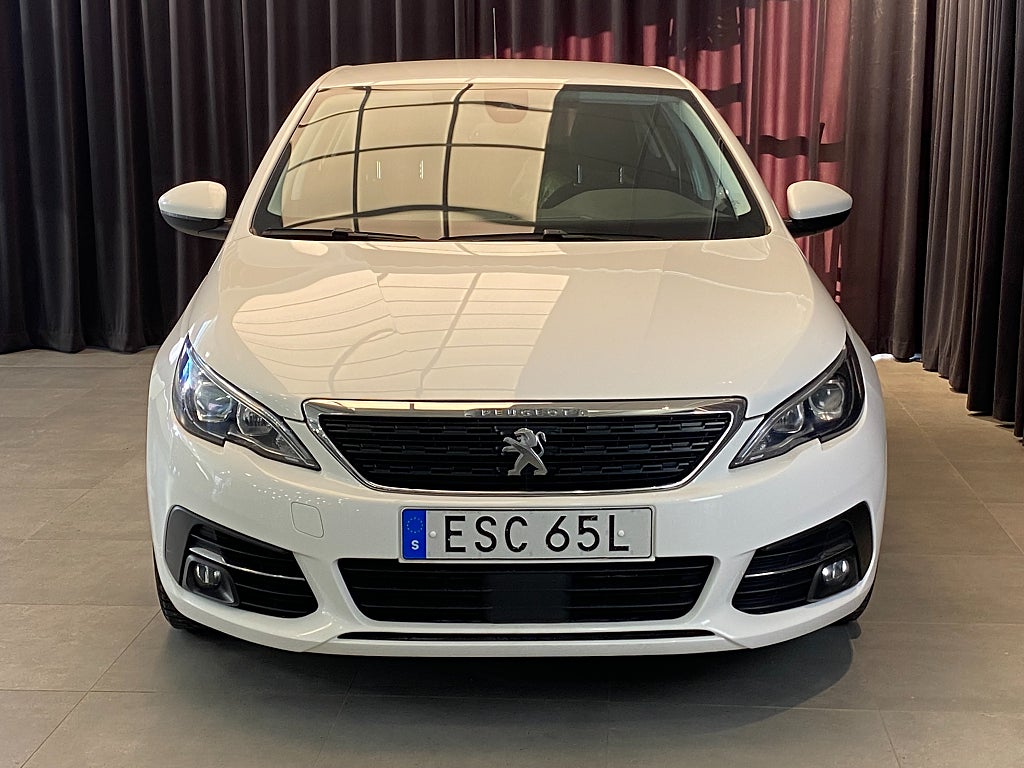 Car Image car-155569-cb0420aaa4529886ec54e2cd1b281345