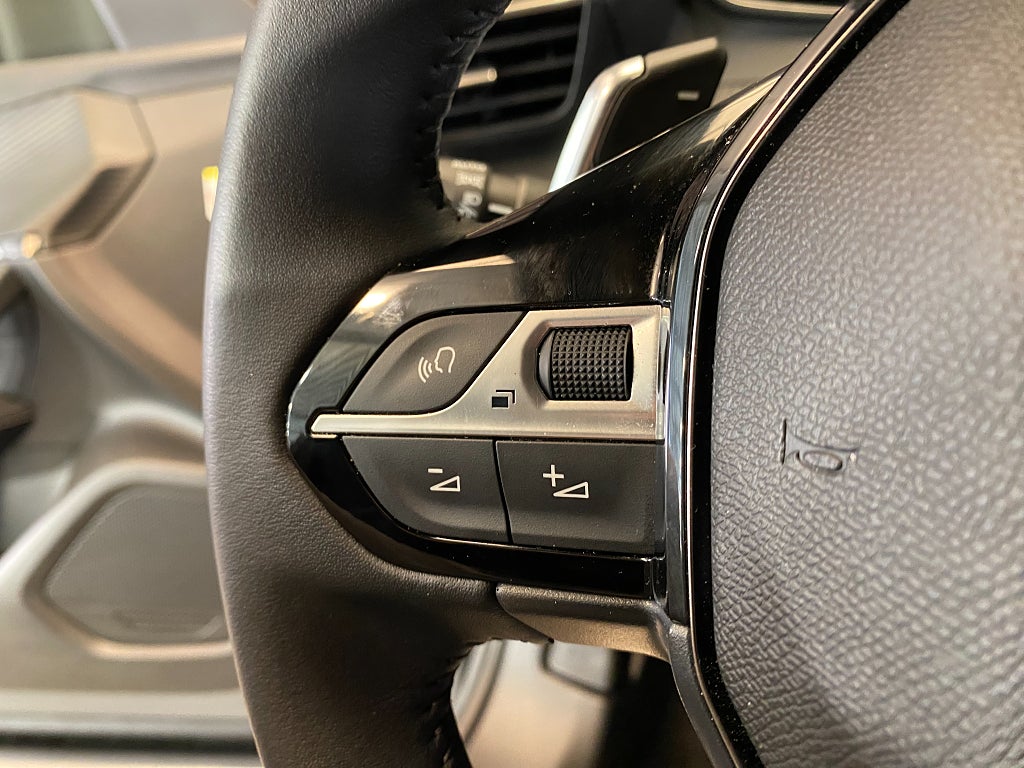 Car Image car-155841-63721fc36fa41a873c428c73b82e303c