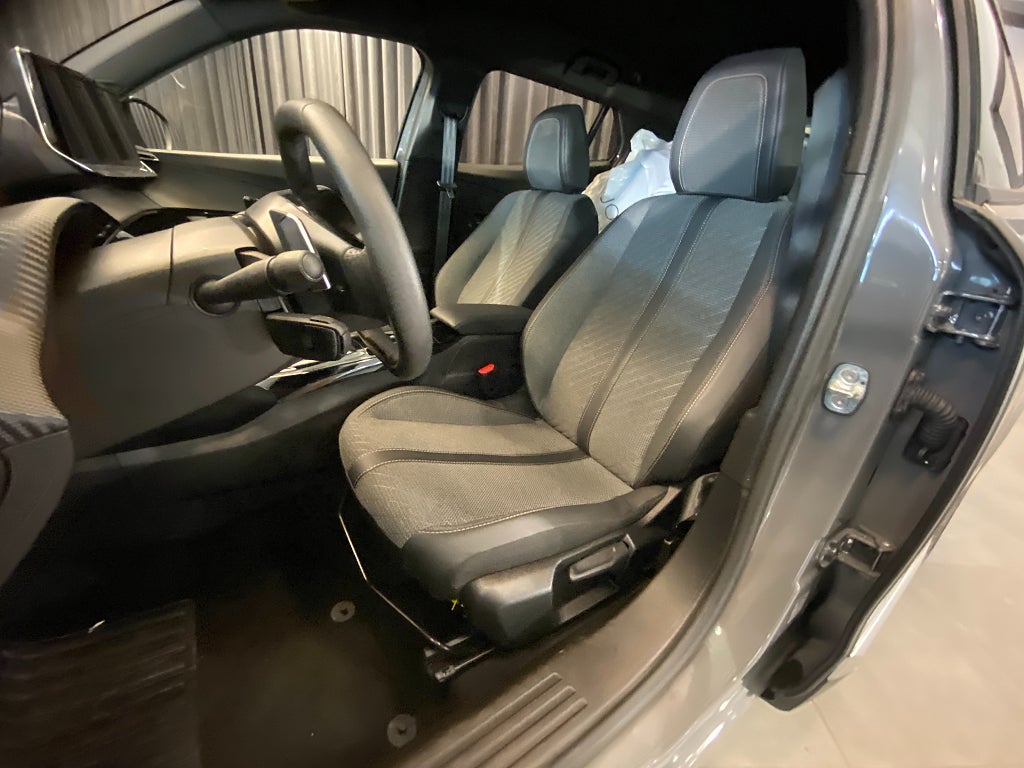 Car Image car-155841-8ab4e75ff047e9f602b3daab6c0f17eb