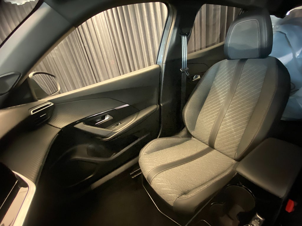 Car Image car-155841-e5a8f01d986b3cd2765aa3069d143908