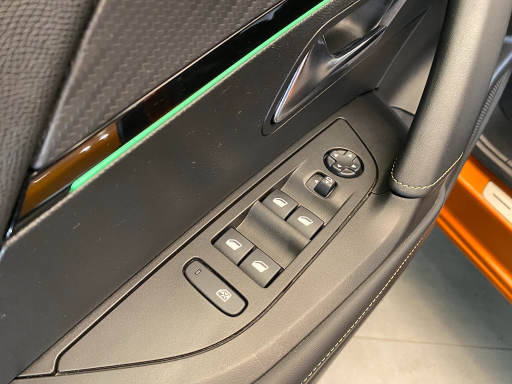 Car Image car-156379-0e4b752c6fef3a4349792ecea9ad6ad3