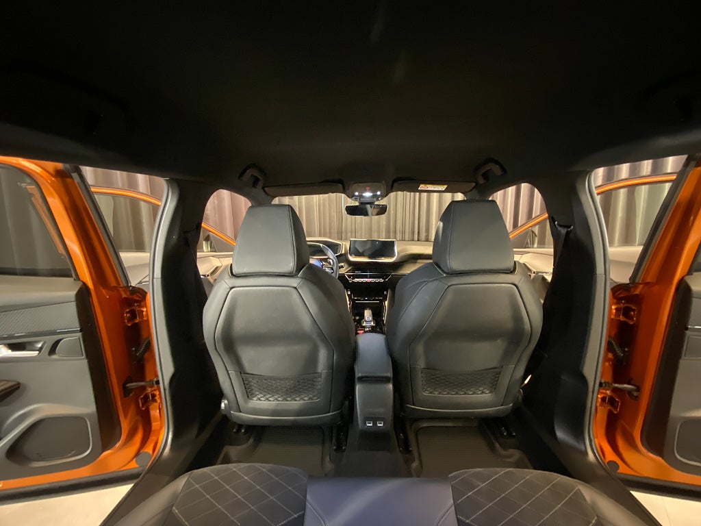 Car Image car-156379-1a962393b71cab1ee226a91589b6392f