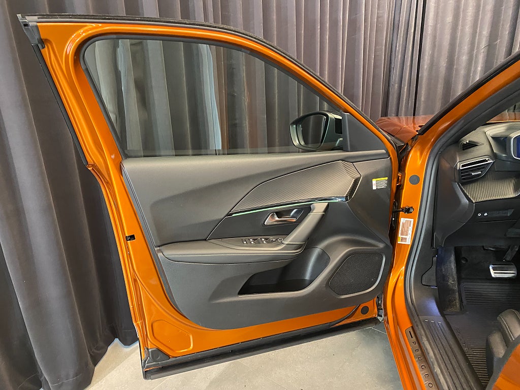 Car Image car-156379-285db910902cd803603bae5c58a9478b