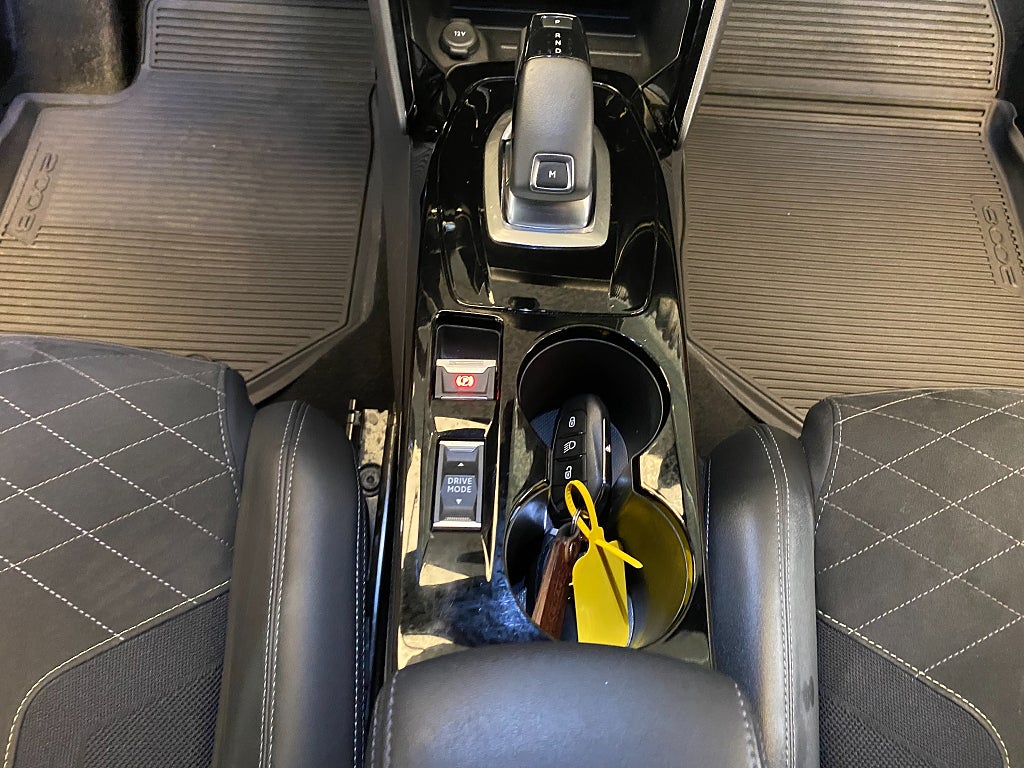 Car Image car-156379-4382eeb338f5170016ded45d956755b8