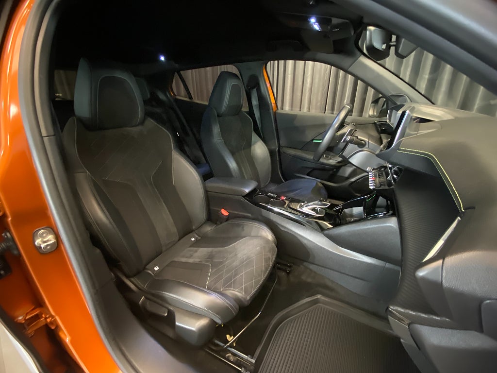 Car Image car-156379-46fc52ee607f98dbc08823a0e145e8c0