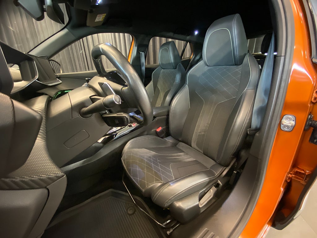 Car Image car-156379-db9fa1676f40a6045266b9d167baeeaf
