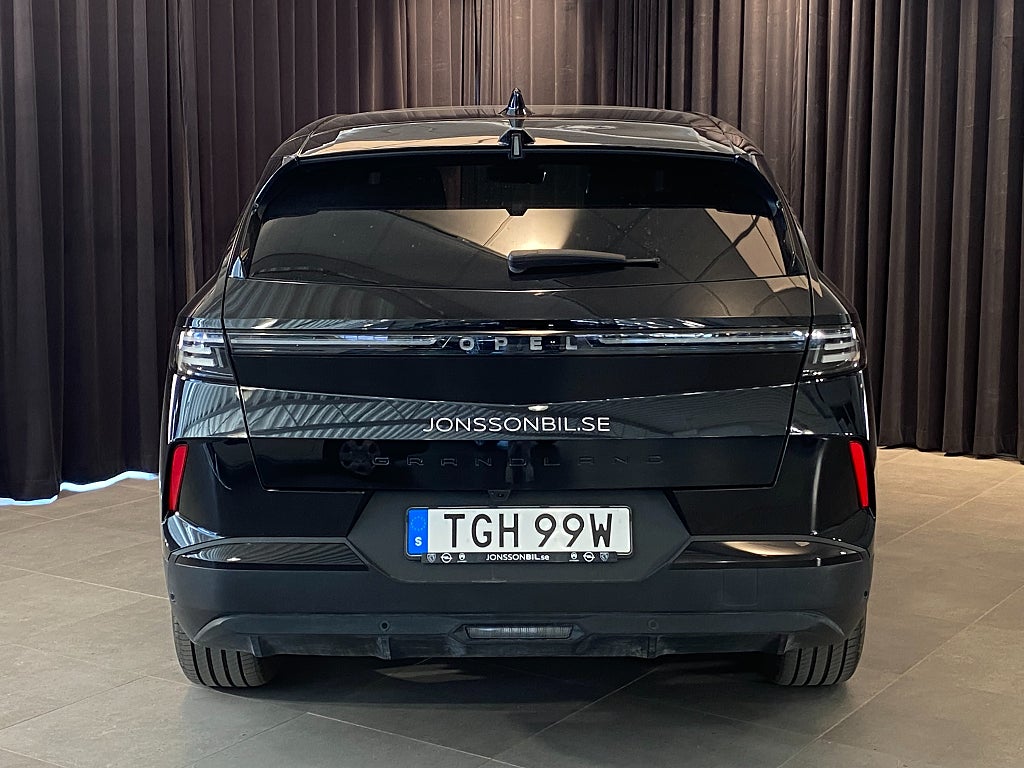 Car Image car-156383-becccb7c20b6981218fb747978c6a2e7