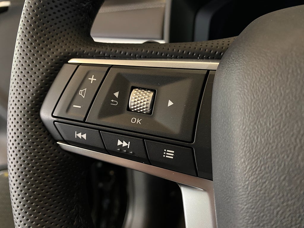 Car Image car-156745-518b57f2dd9e897c707aacb86bda3c03